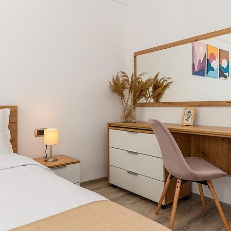 Isaran 2D4E Apartment Брашов Екстериор снимка