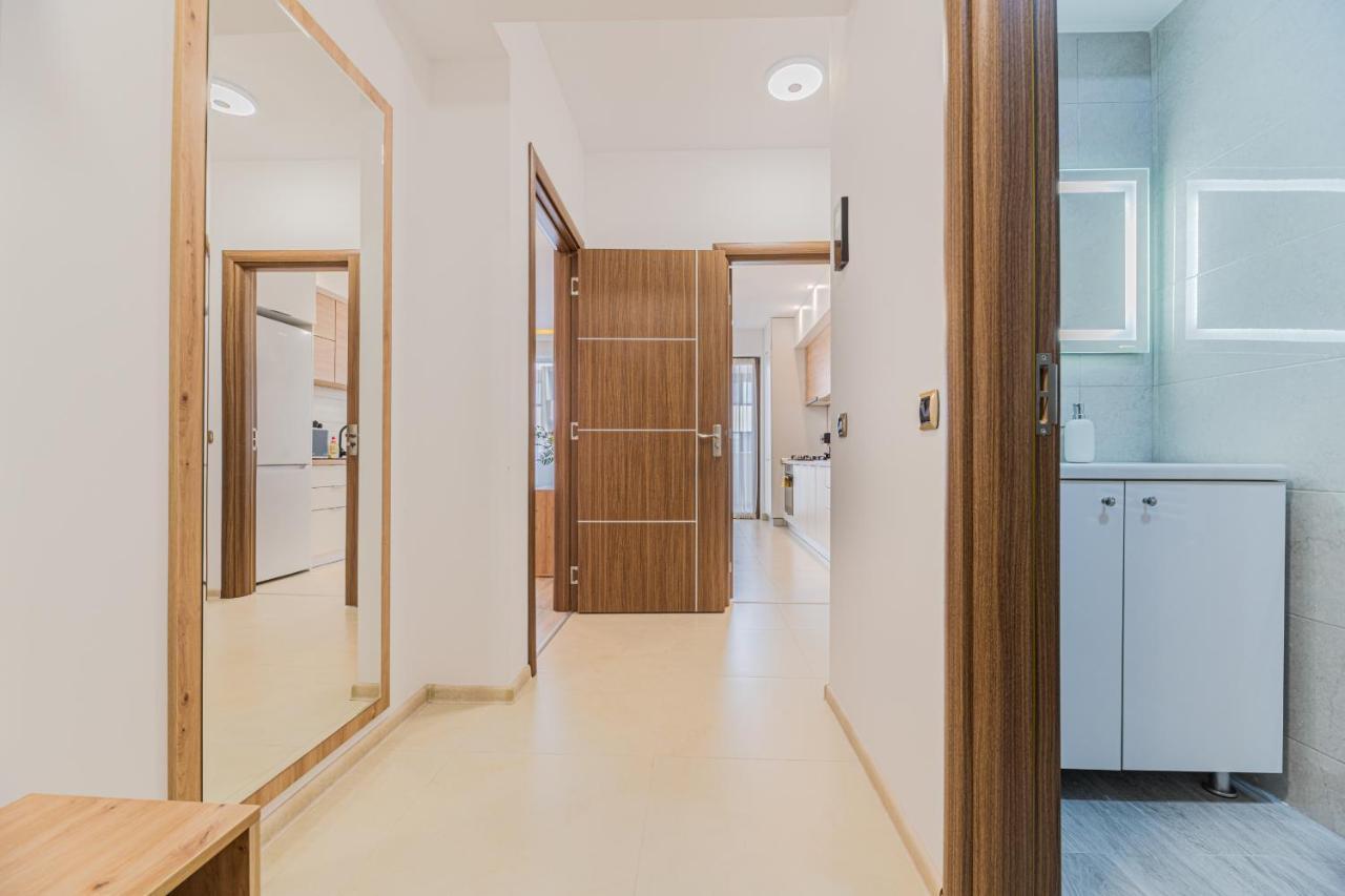 Isaran 2D4E Apartment Брашов Екстериор снимка
