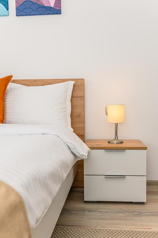 Isaran 2D4E Apartment Брашов Екстериор снимка