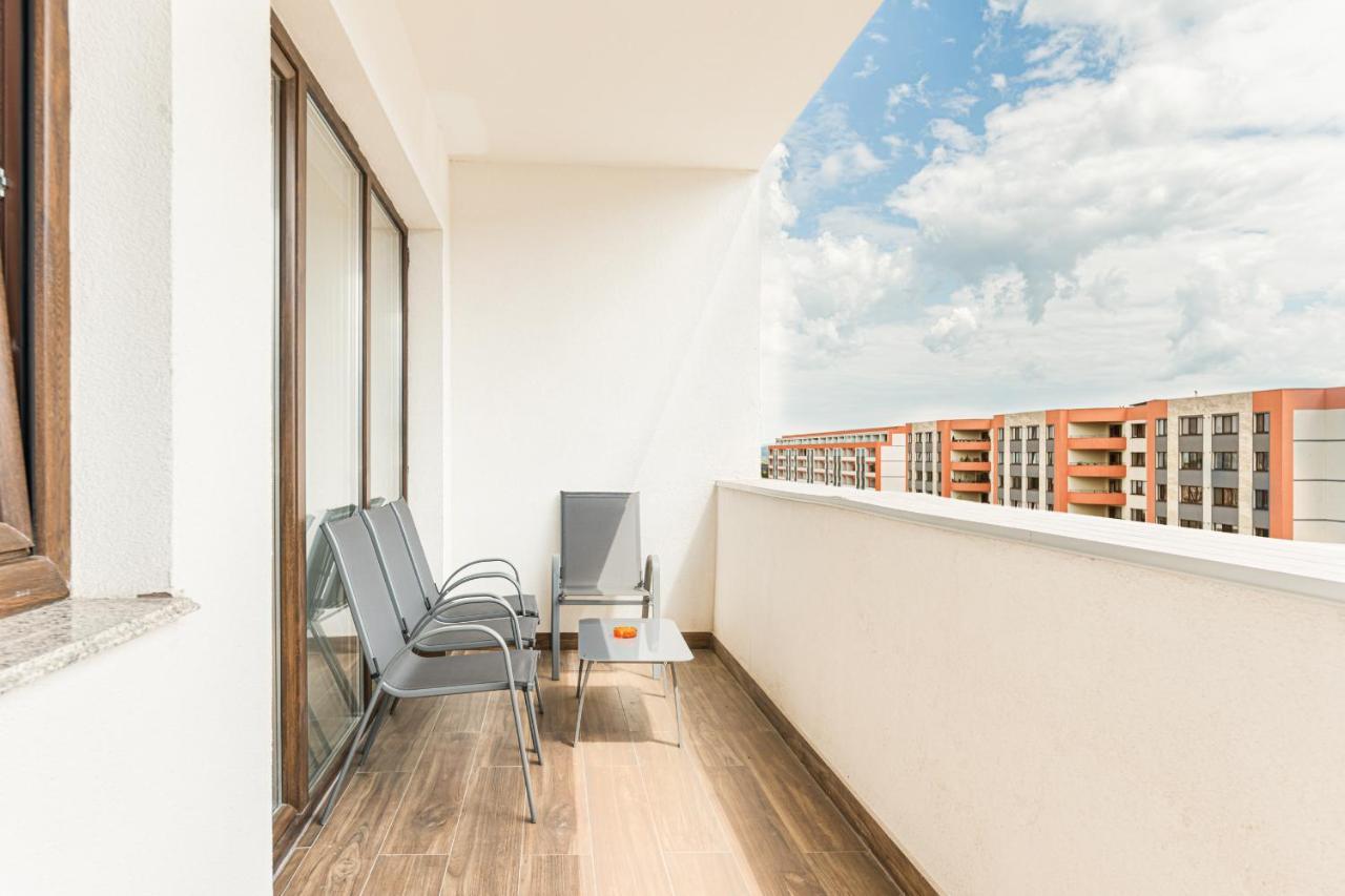 Isaran 2D4E Apartment Брашов Екстериор снимка